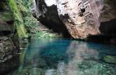 A maravilhosa nascente de águas cristalinas chamada Encanto Azul, próximo à Riachão, na Chapada das Mesas - MA